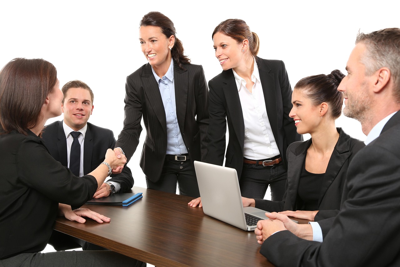 Empleo con apoyo: qué es, cómo funciona y a quién ayuda